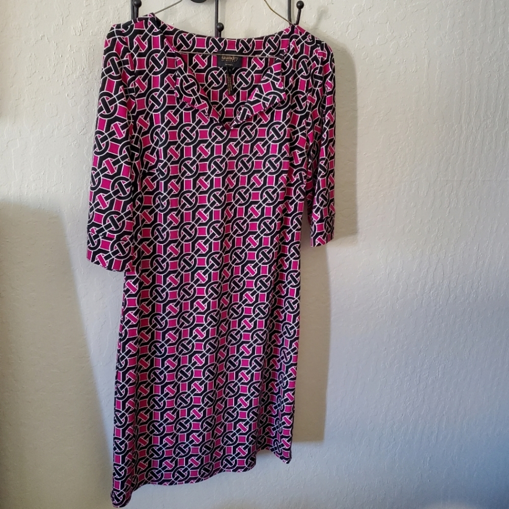 LAUNDRY BY DESIGN Size 2 Magenta Print 3/4 Sleeve